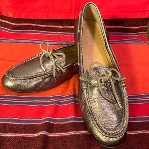 Sperry loafers in Pewter metallic leather
